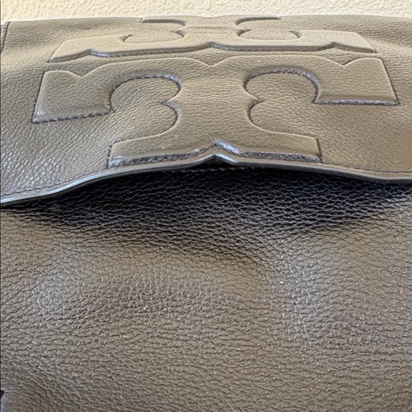 Tory Burch Bombe T Satchel handbag in black leather - Picture 4 of 13